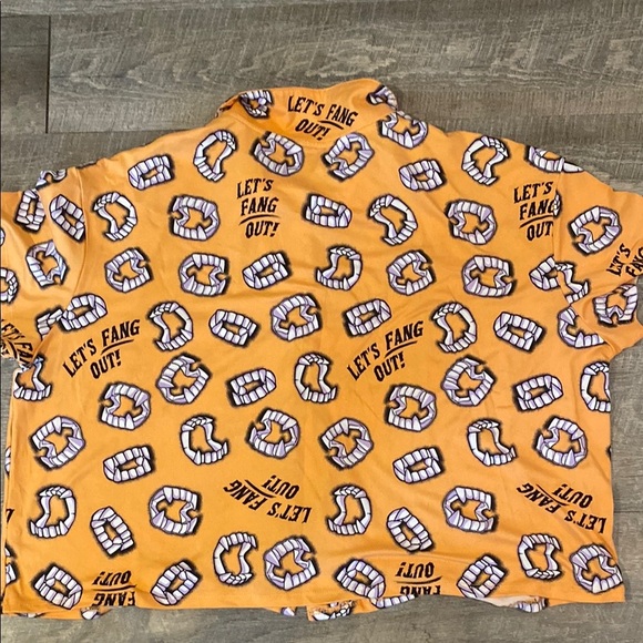 Orange Graphic Button-Up Shirt very soft crop top HALLOWEEN 🎃  NWOT - Picture 10 of 10